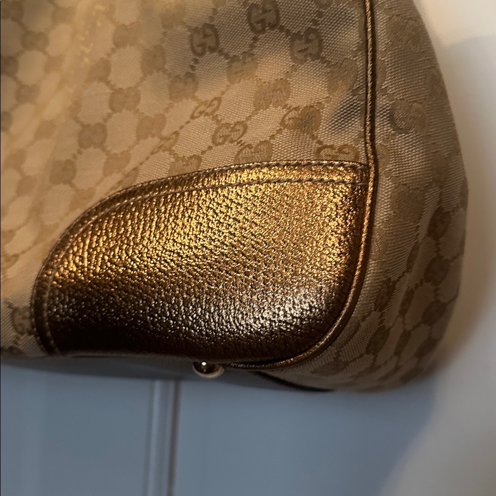 EXCELLENT Condition Gold and brown canvas Gucci Princy Tote - Picture 6 of 16